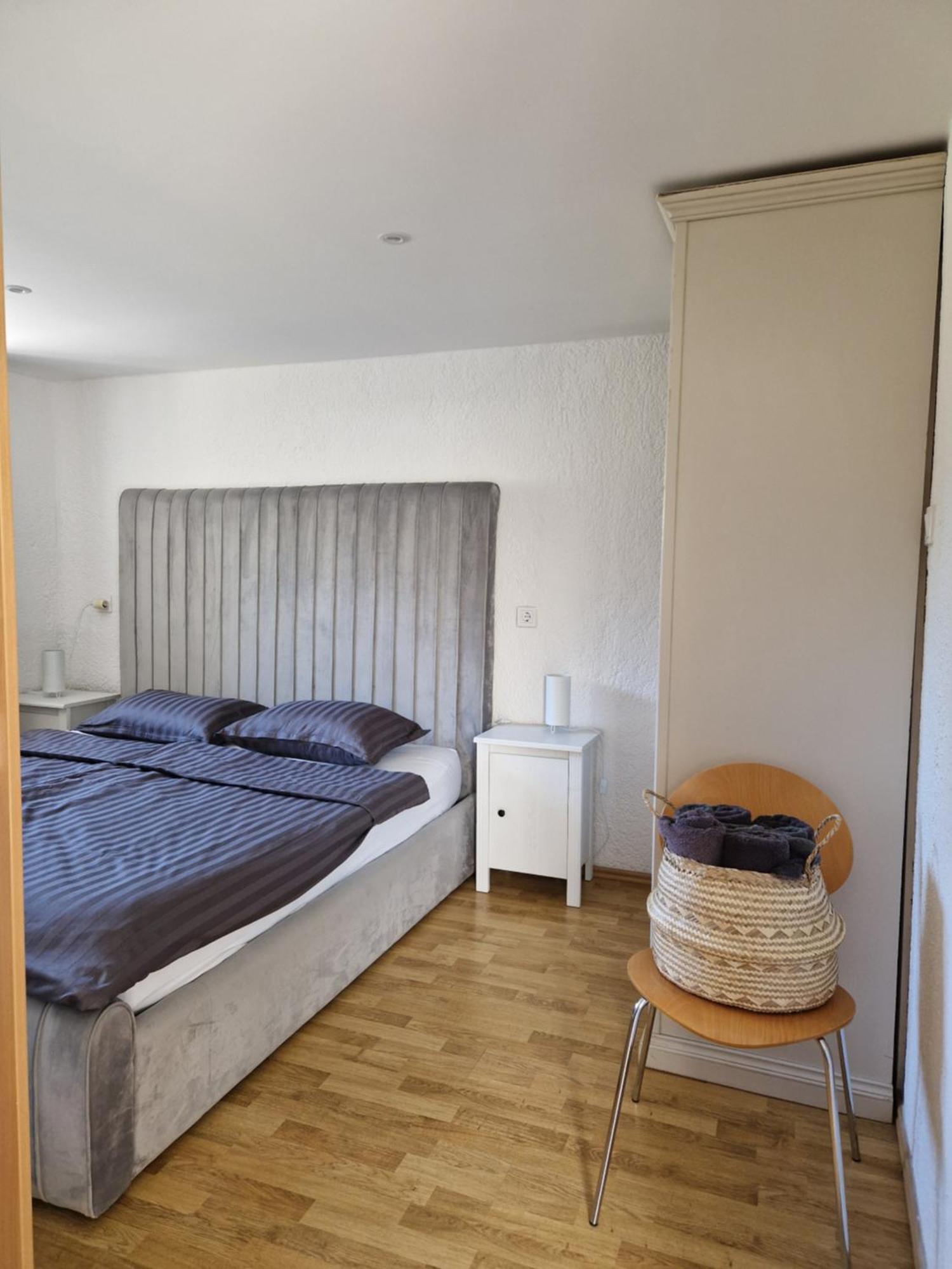 Sidro Apartment *